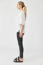 Studio Tshirt