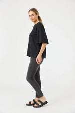 Studio Tshirt
