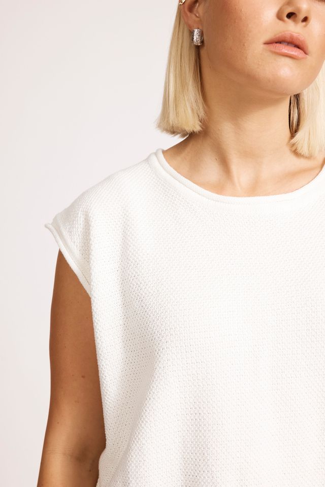 Artemis Sleeveless Knit Top (+Colours)