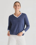 V accent top