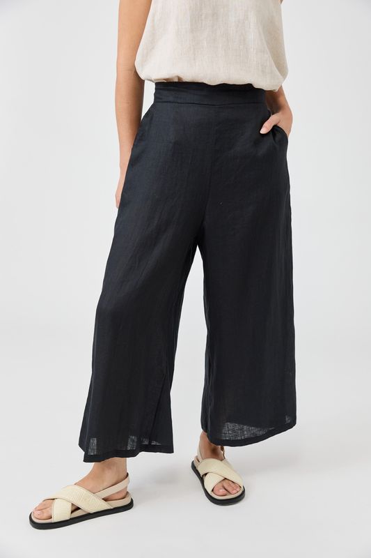 Studio Crop Pant