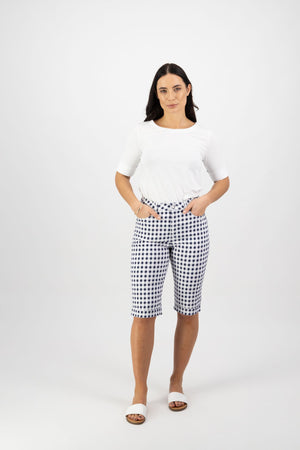 Printed Lightweight Straight Leg Short