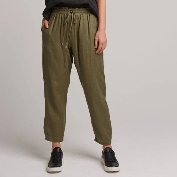 Studio Relaxed Pant