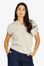 Seam V-Neck Vest